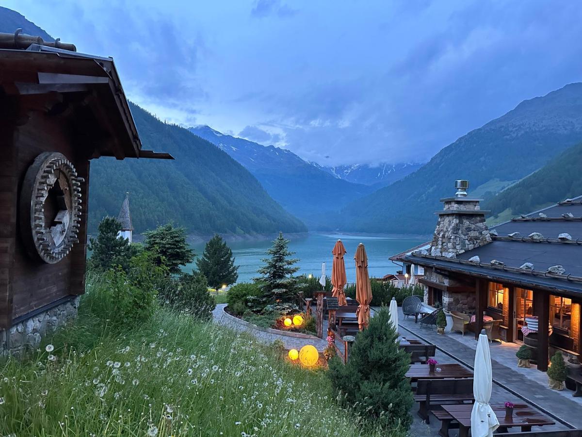 Hotel & Chalets Edelweiss Madonna  Eksteriør billede