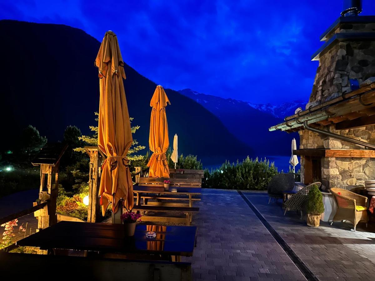 Hotel & Chalets Edelweiss Madonna  Eksteriør billede